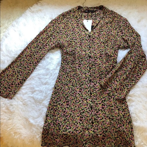 Zara (Size S) button down floral dress - Picture 8 of 8